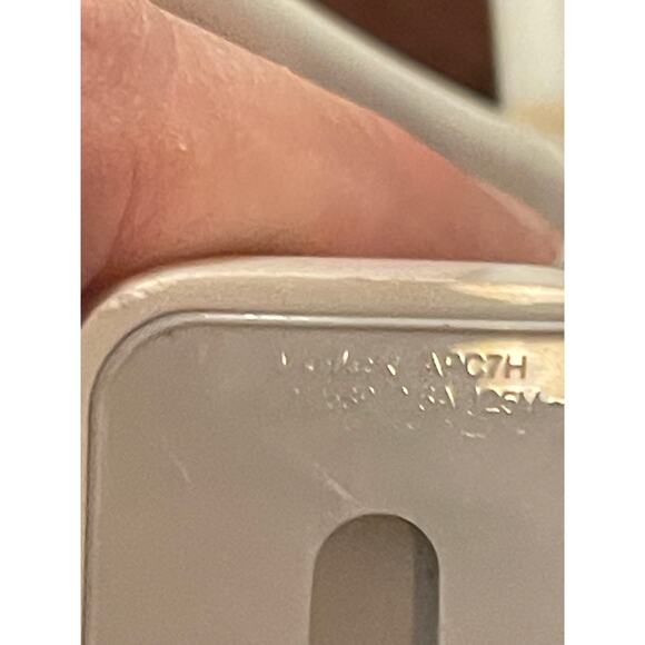 Apple Macbook Charger Volex Power Cord Charging Extender Cable APC7H - Picture 5 of 5